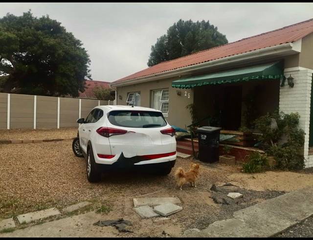 2 BEDROOM HOUSE TO LET IN RICHMOND ESTATE